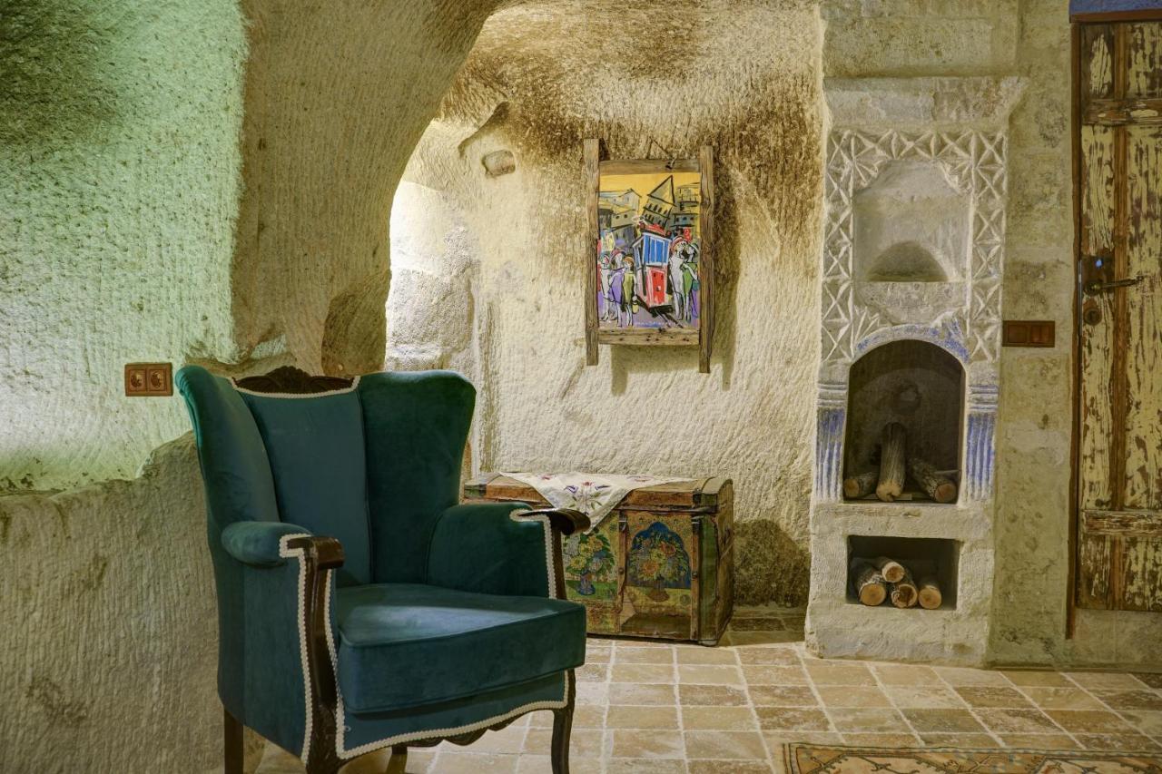 Gibos Cave Hotel 于尔居普 外观 照片