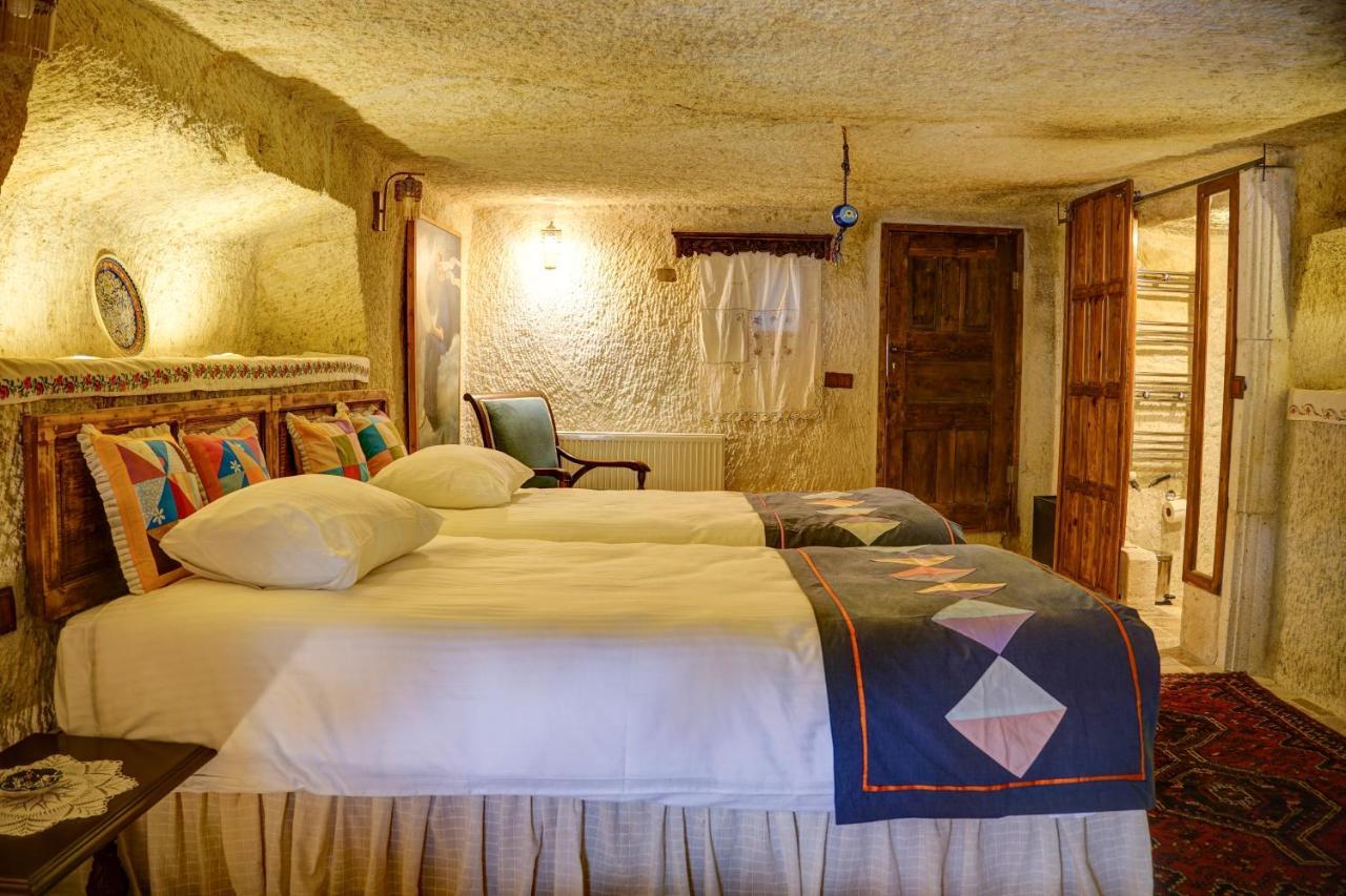 Gibos Cave Hotel 于尔居普 外观 照片